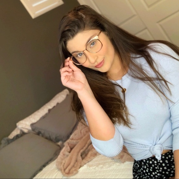 💛 - Picture 3 of 4